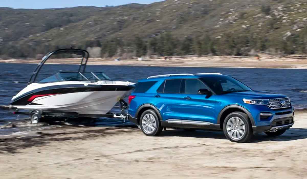 2024 Ford Explorer 300-horsepower turbocharged 4-cylinder, 10-speed automatic transmission 2024 Ford Explorer