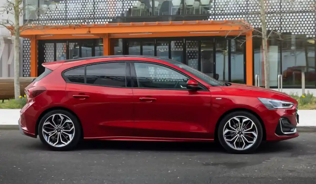 The Ford Focus has a RRP range of £27,080 to £32,670 2023 Ford Focus