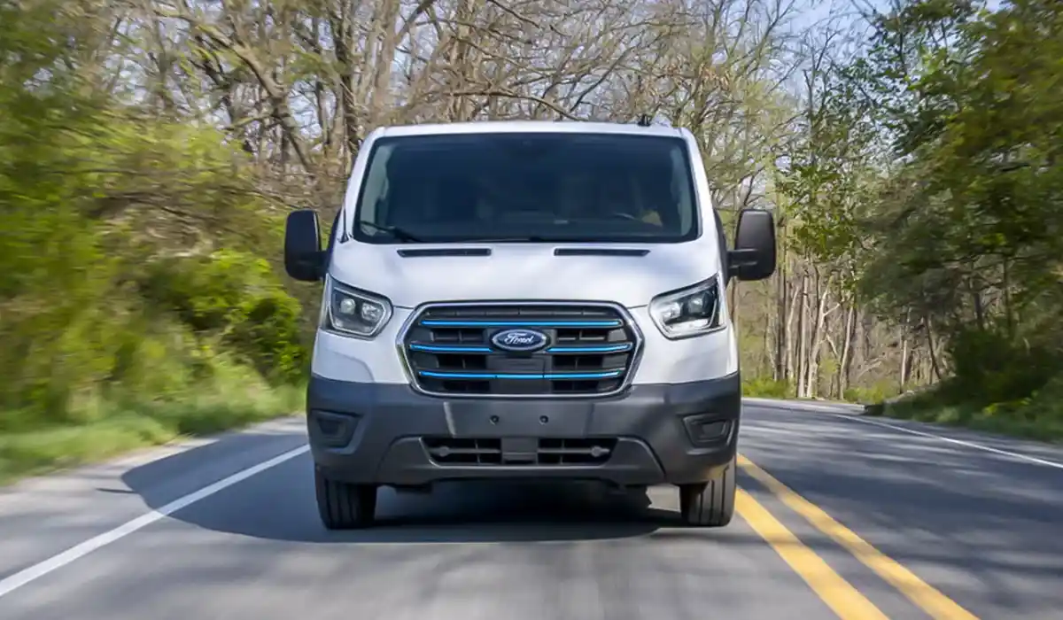 2025 Ford E-Transit